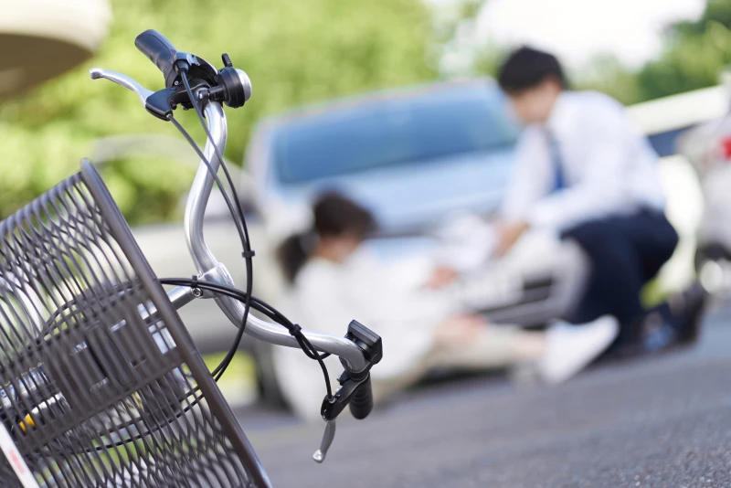 Bicycle accidents involving motor vehicles can cause severe injuries. We help injured cyclists hold negligent drivers accountable and secure compensation.